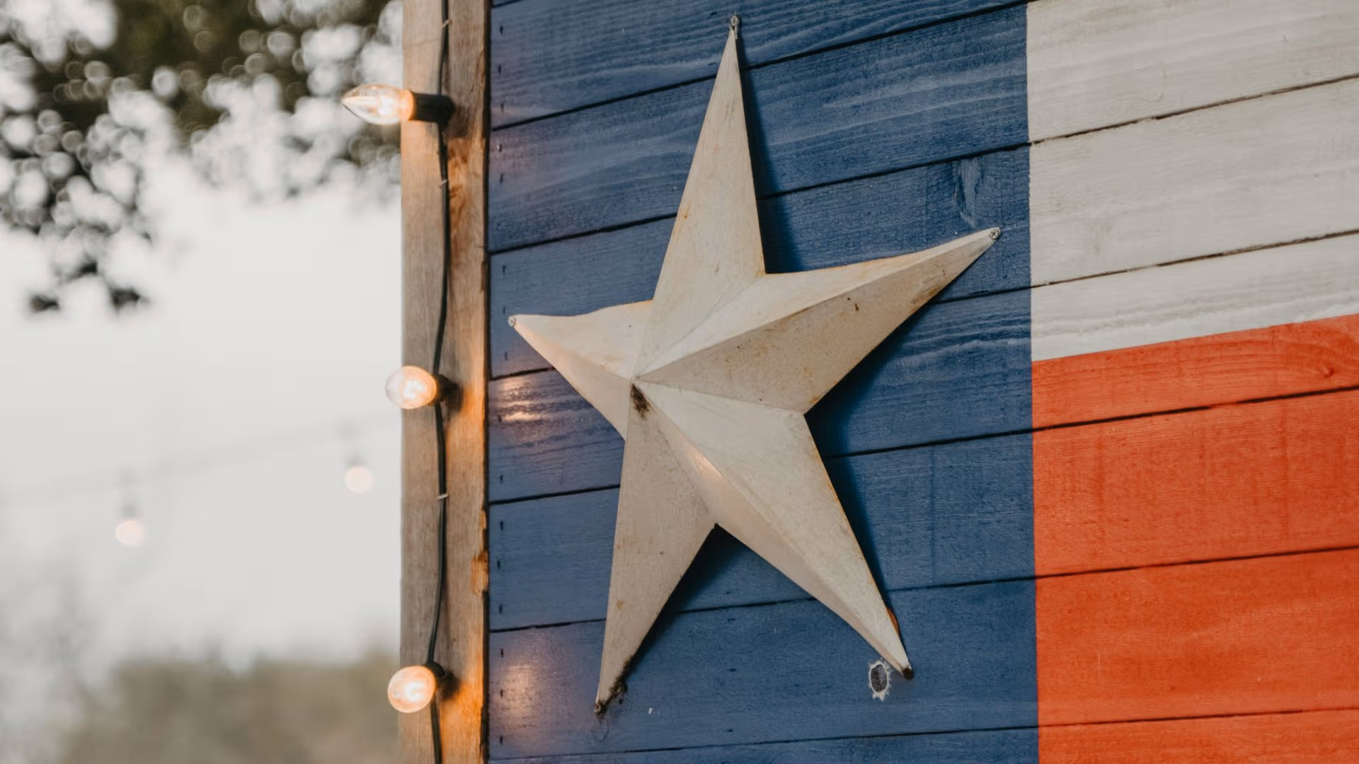 Texas Buys $5M in BTC ETF as States Edge Toward First Government Crypto Reserves
